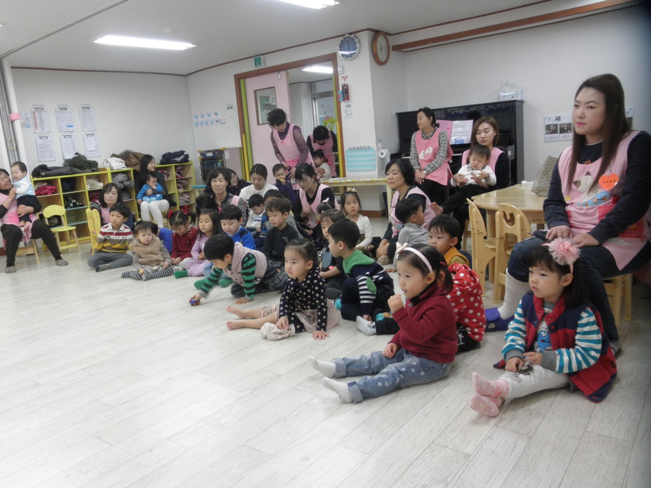 PB230117.JPG : 2014년 11월 23일 예배사진