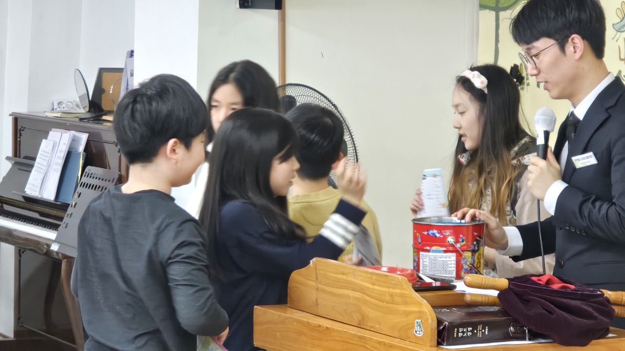 후암교회 초등부-2024.03.03 사진-57921991663.jpg