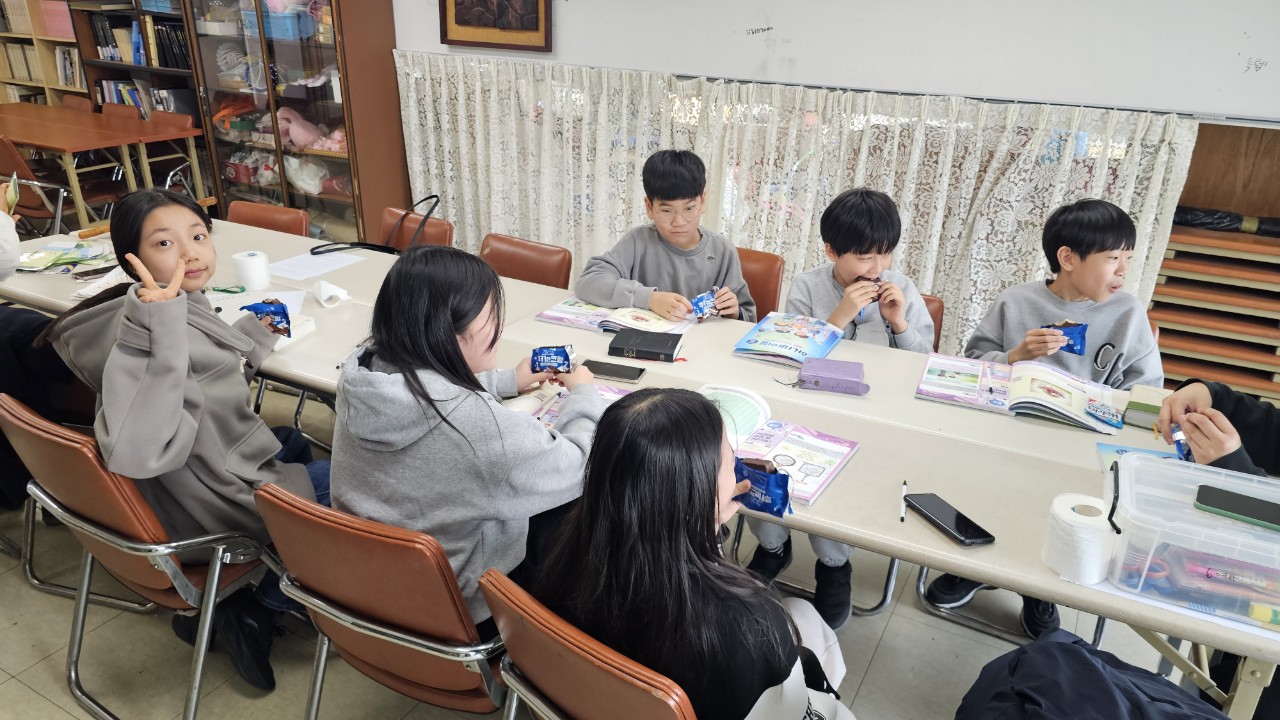 후암교회 초등부-2024.03.03 사진-57921991670.jpg