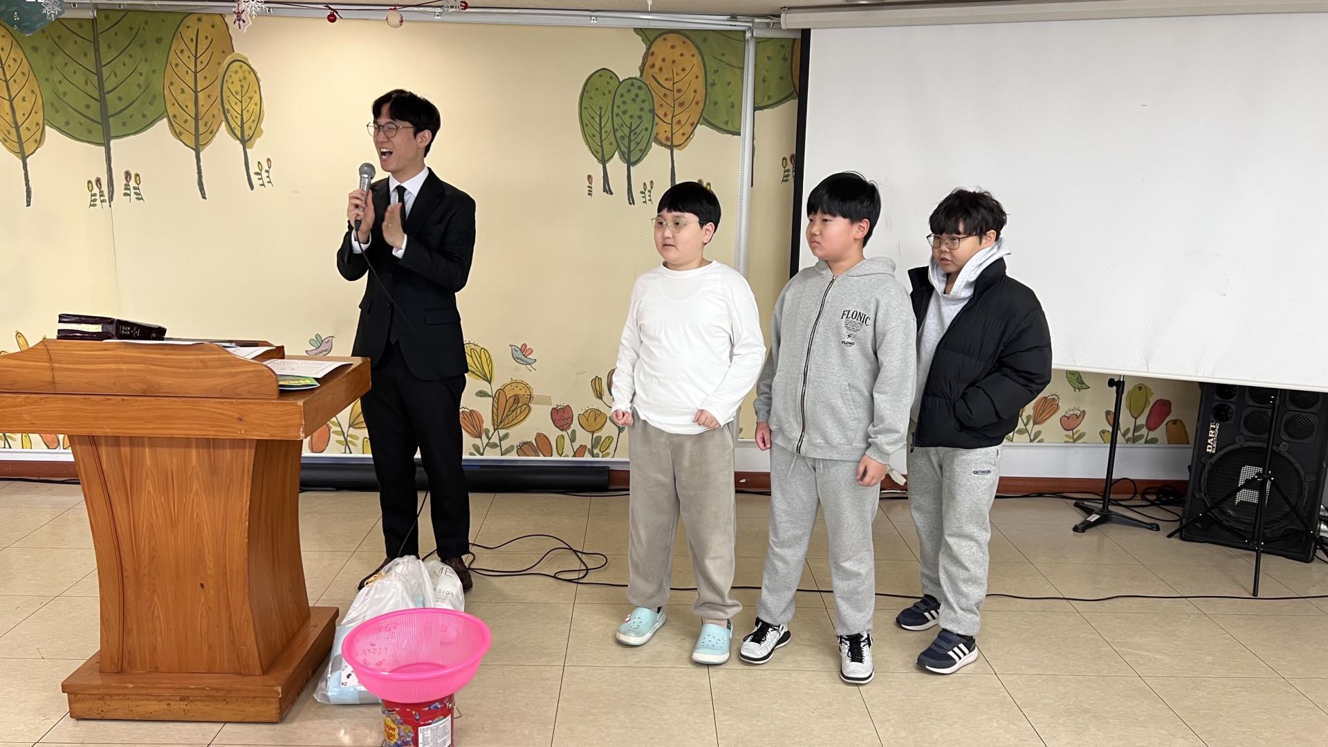 후암교회 초등부-2025.12.28 초등부-74490062965.jpg