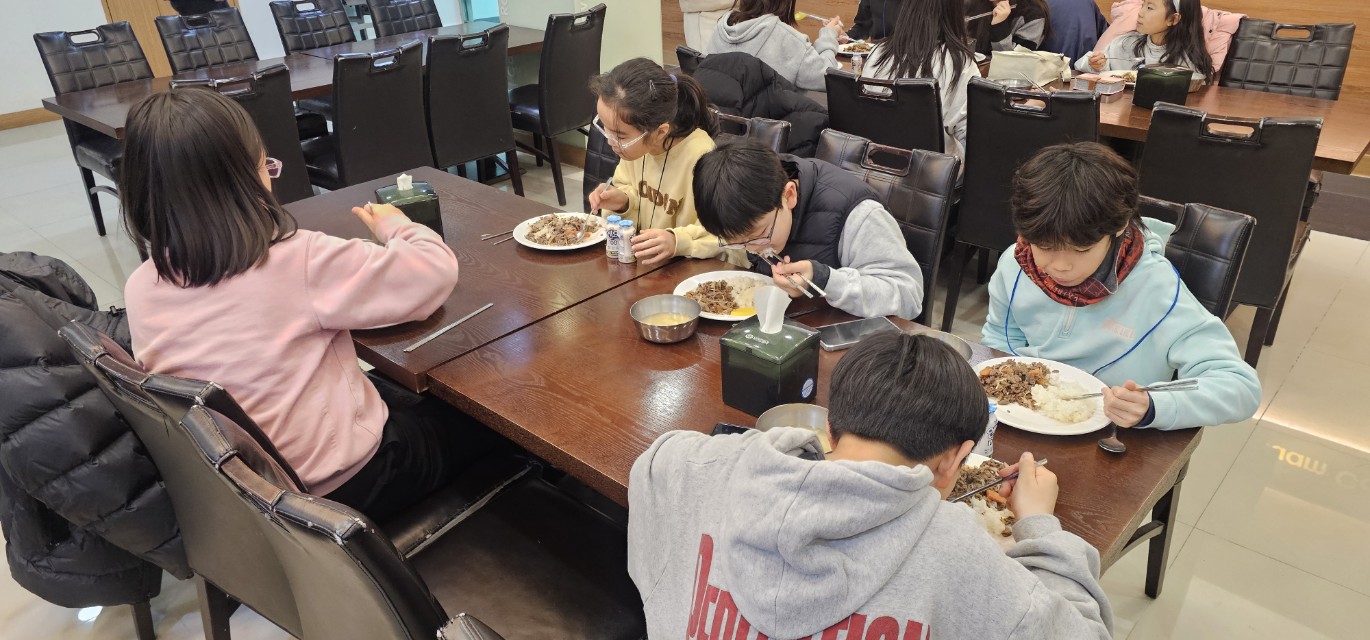 후암교회 초등부-전체 사진-75117285220.jpg