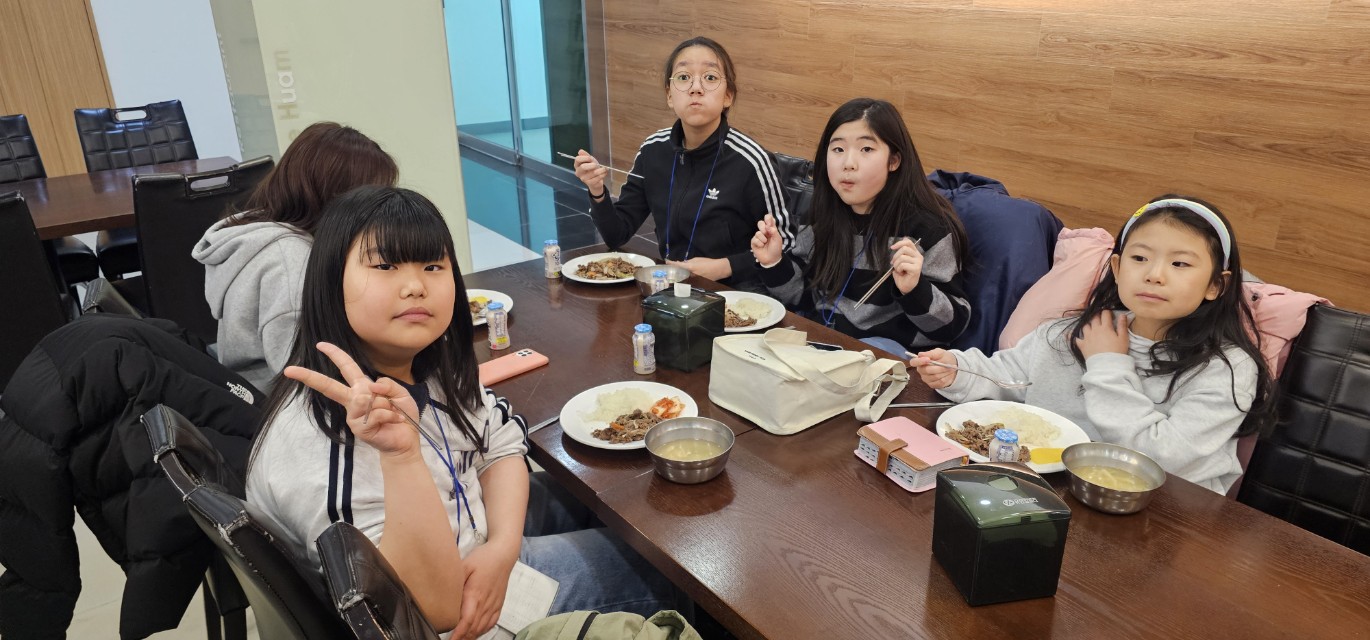 후암교회 초등부-전체 사진-75117285221.jpg